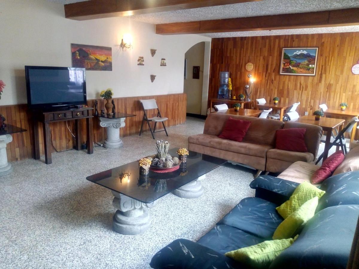 Hostal Los Volcanes Ciudad Guatemala Eksteriør billede
