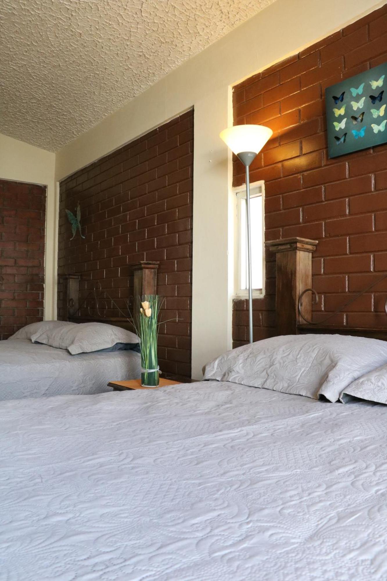 Hostal Los Volcanes Ciudad Guatemala Eksteriør billede