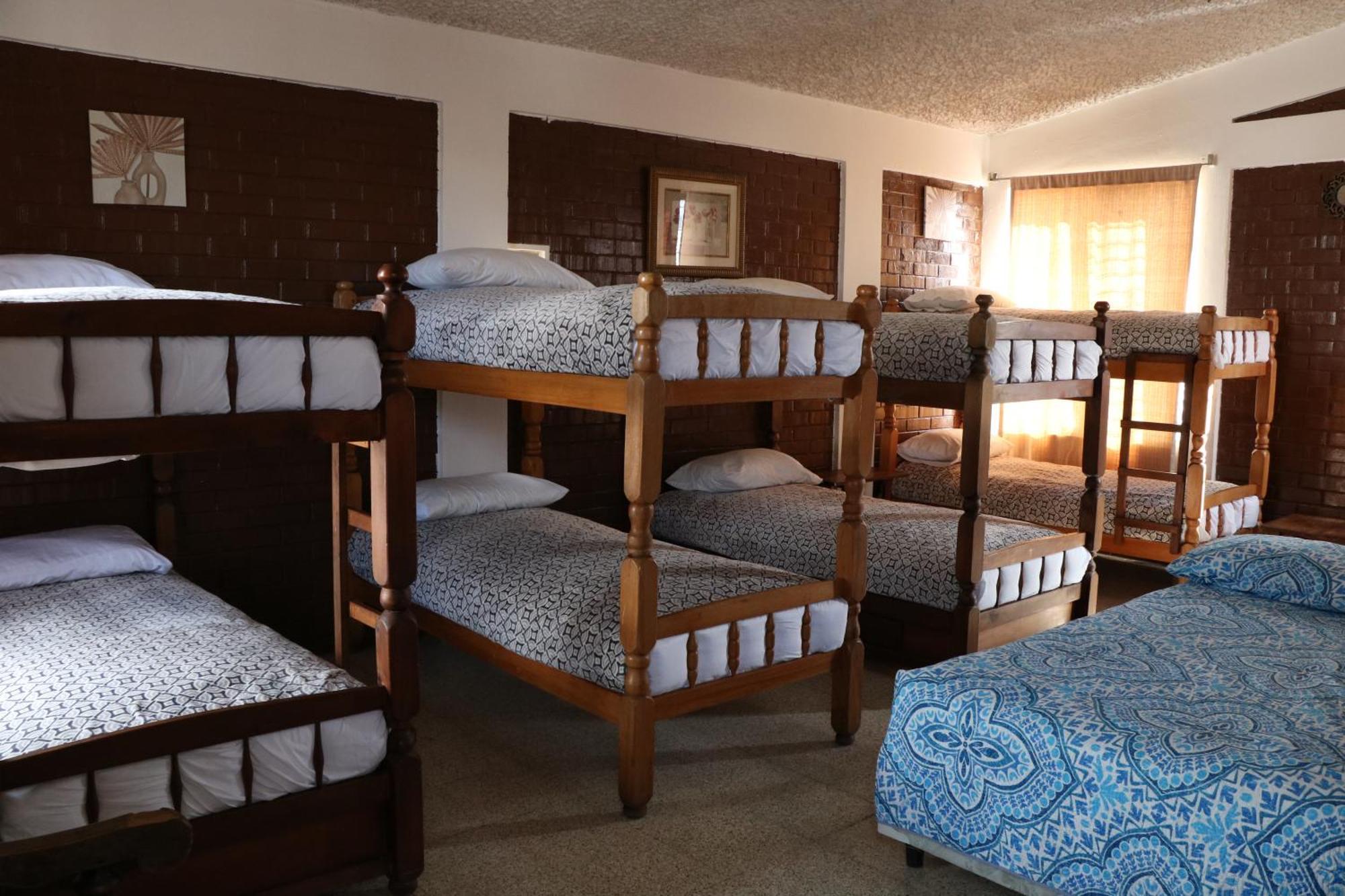Hostal Los Volcanes Ciudad Guatemala Eksteriør billede